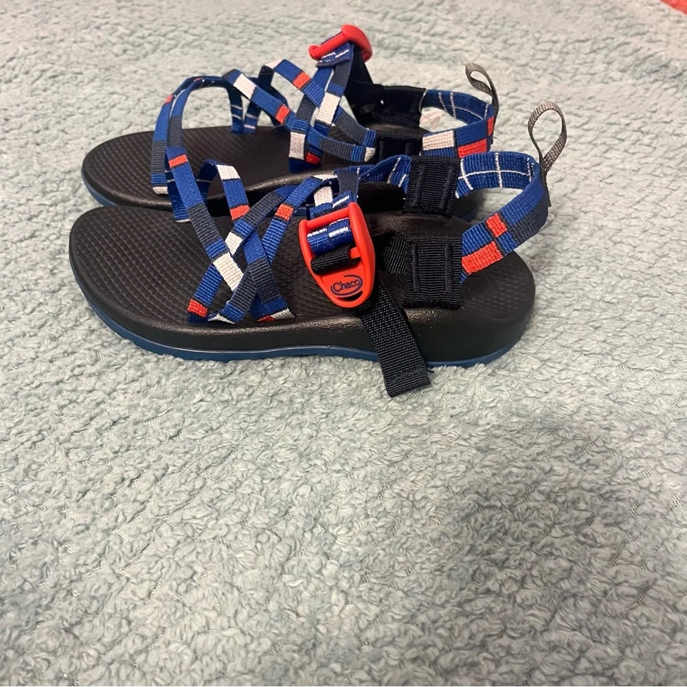NWT CHACO ZX1 Eco Tread Unisex Blue Red Kids Sandals Size 3! - Picture 2 of 4